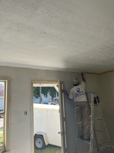 1410 Ashley Ave - Photo 5 of 15