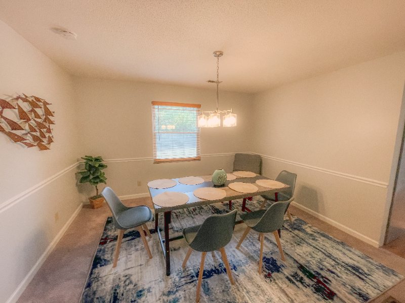 2316 Lakesite Dr - Photo 3 of 21