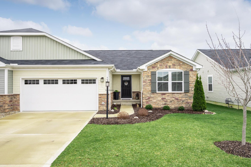 55 Isaac Ln - Photo 2 of 25