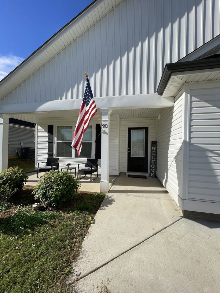 90 Crest View Dr #NA - Photo 2 of 15