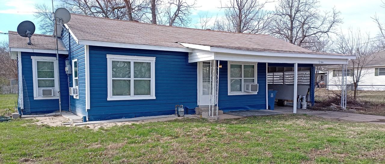 504 Paris St #NA - Photo 3 of 50