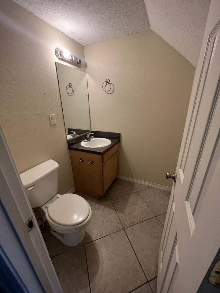 1625 Martin Bluff Rd #47 - Photo 6 of 10