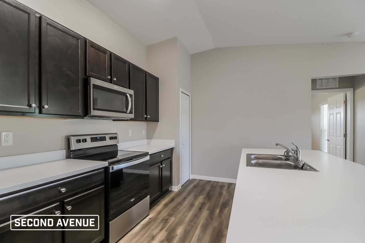 64 Purcell St - Photo 2 of 21