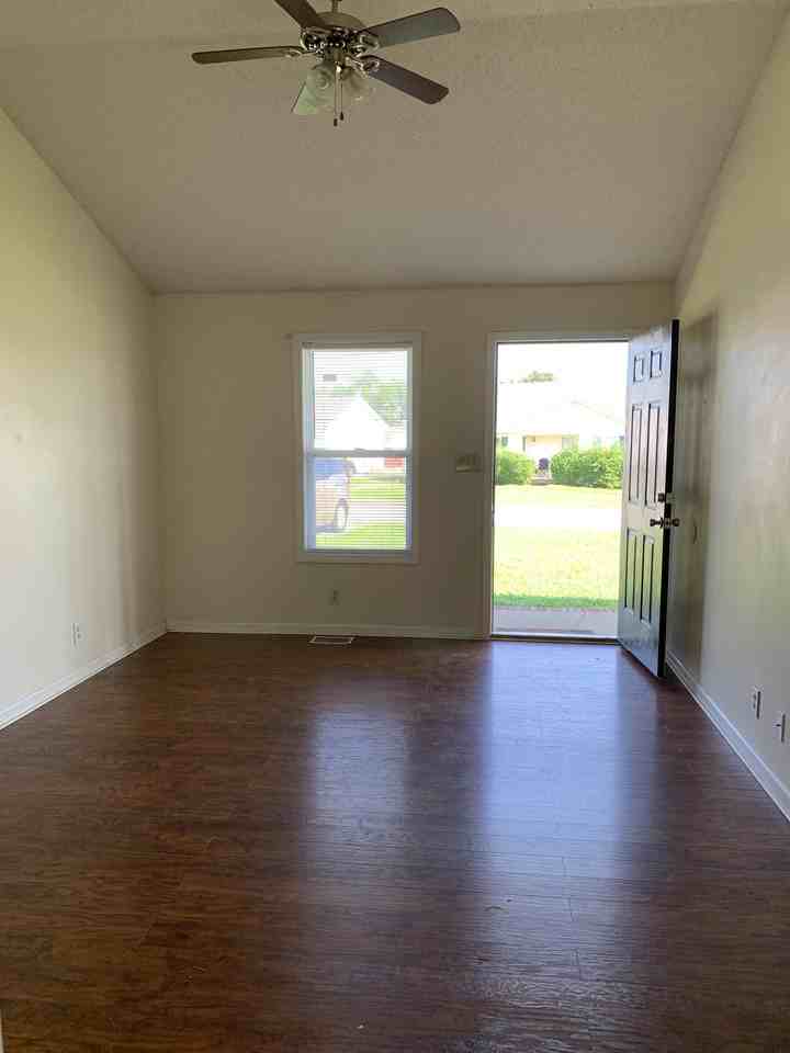 1928 Timberline Circle #1 - Photo 3 of 12