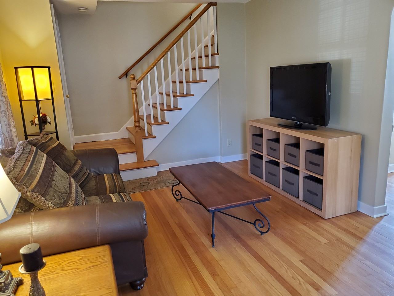 318 Belmont Place - Photo 3 of 10