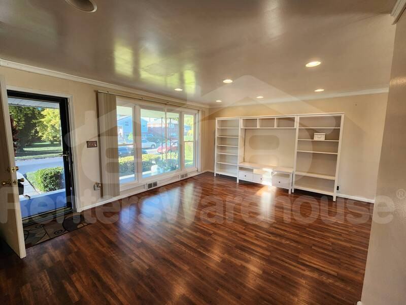 3536 Lynne Haven Dr - Photo 2 of 28