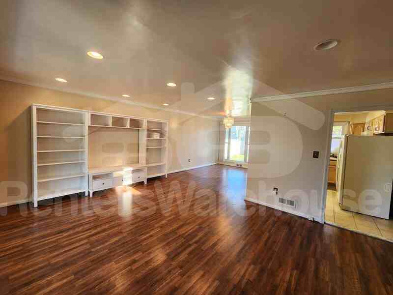 3536 Lynne Haven Dr - Photo 3 of 28