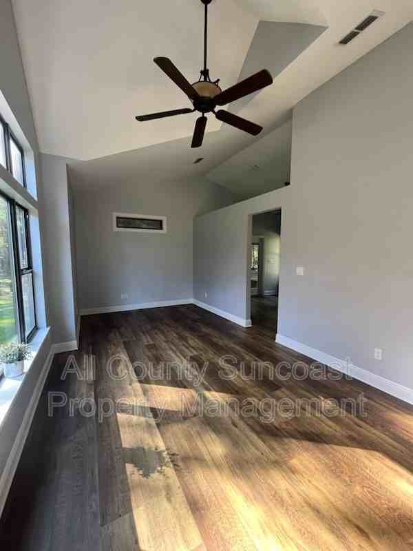 293 Freeman Rd - Photo 2 of 13