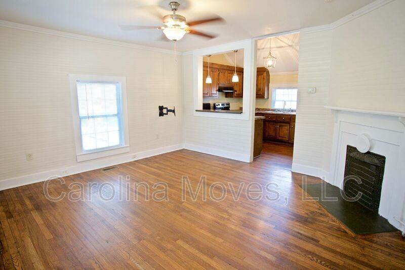 1111 Diamondtip Blvd - Photo 3 of 12