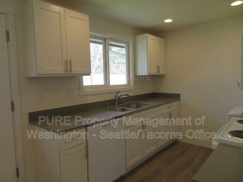 8612 Meadow Rd Sw - Photo 3 of 19