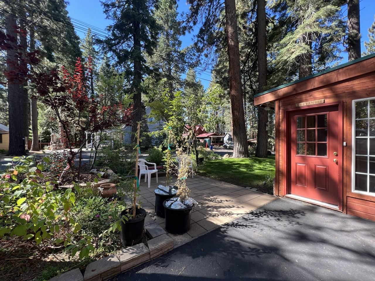 2525 Hillcrest Ave #NA - Photo 2 of 50