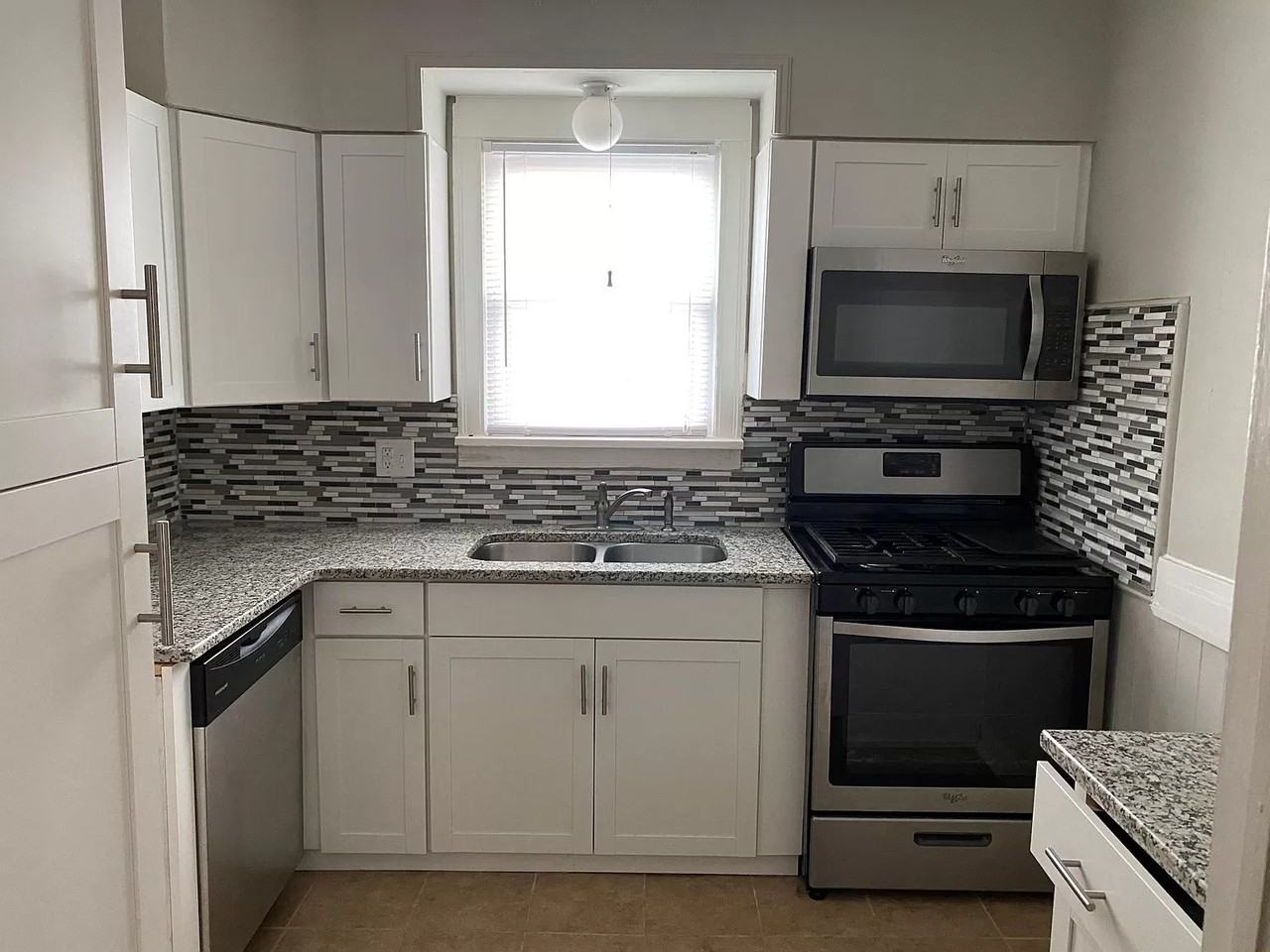 2316 N Youngs Blvd #NA - Photo 2 of 9