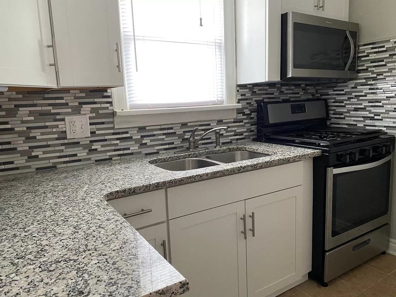 2316 N Youngs Blvd #NA - Photo 3 of 9