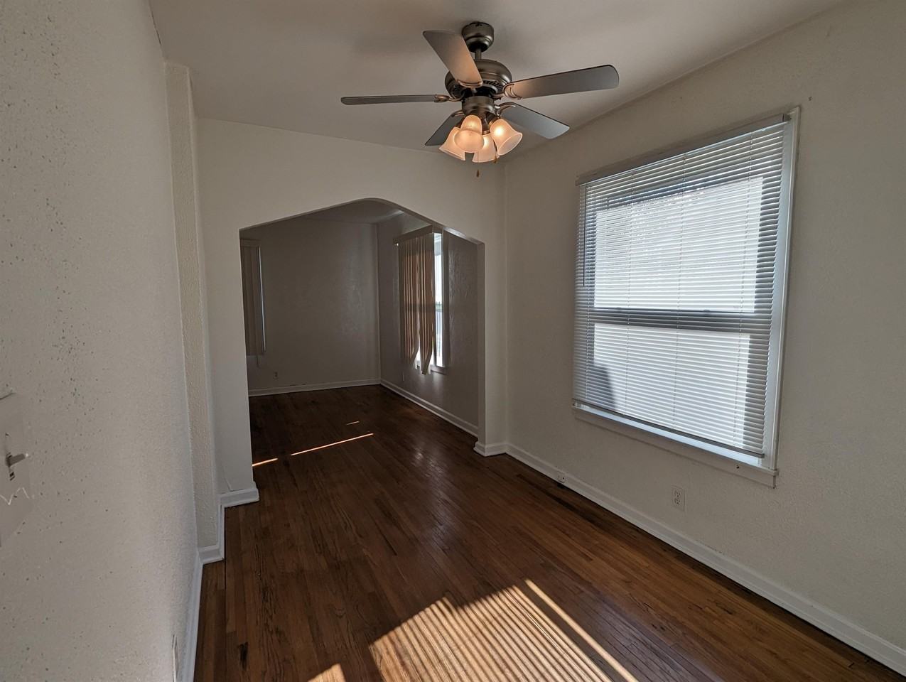 5122 Arlington St #1 - Photo 3 of 12