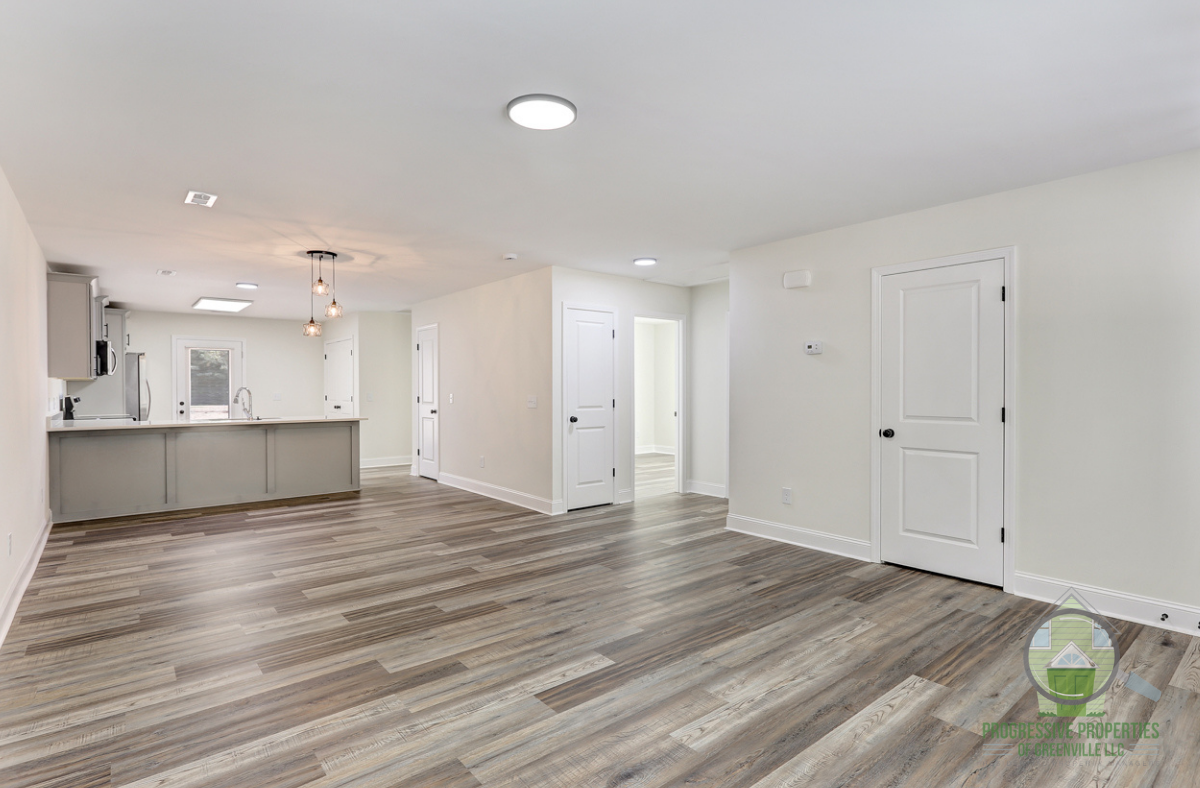 119 Lyman Lodge Rd #1 - Photo 4 of 23