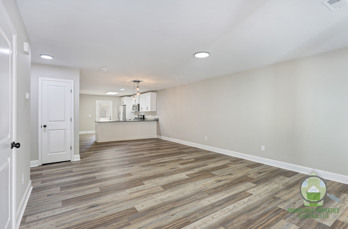 127 Lyman Lodge Rd #1 - Photo 4 of 22