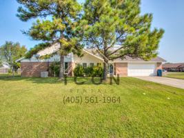 featured image of 515 N Robin Way #1