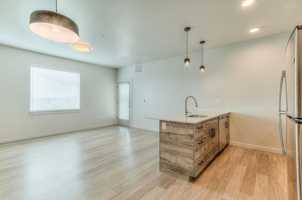 featured image of 1329 Sw Pumice Ave