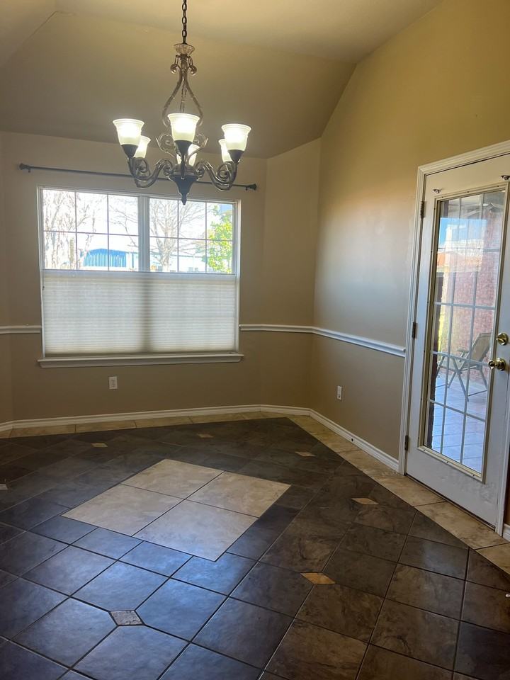 760 Morningview Ln #NA - Photo 3 of 8