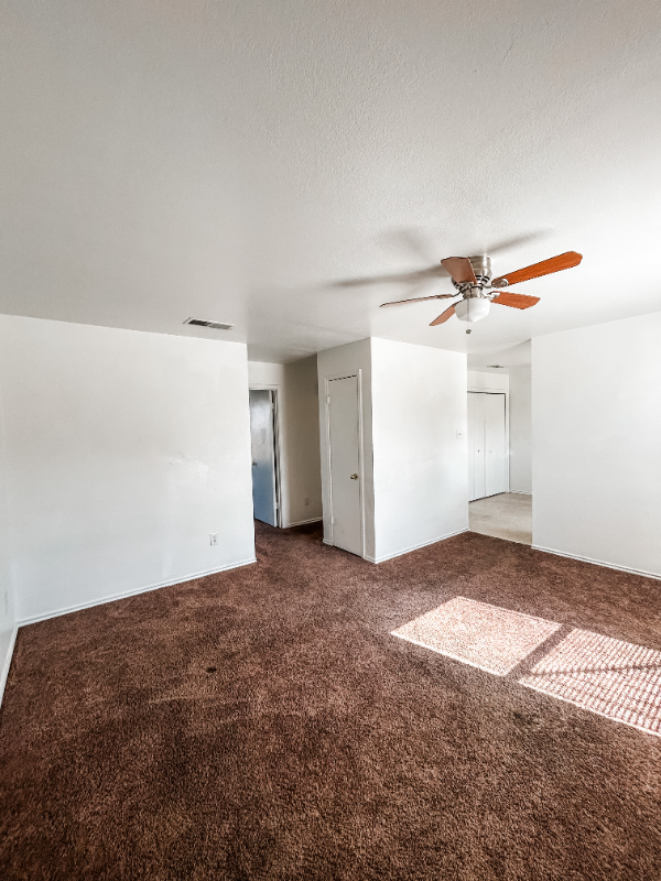 1604 Windward Drive #B - Photo 2 of 15