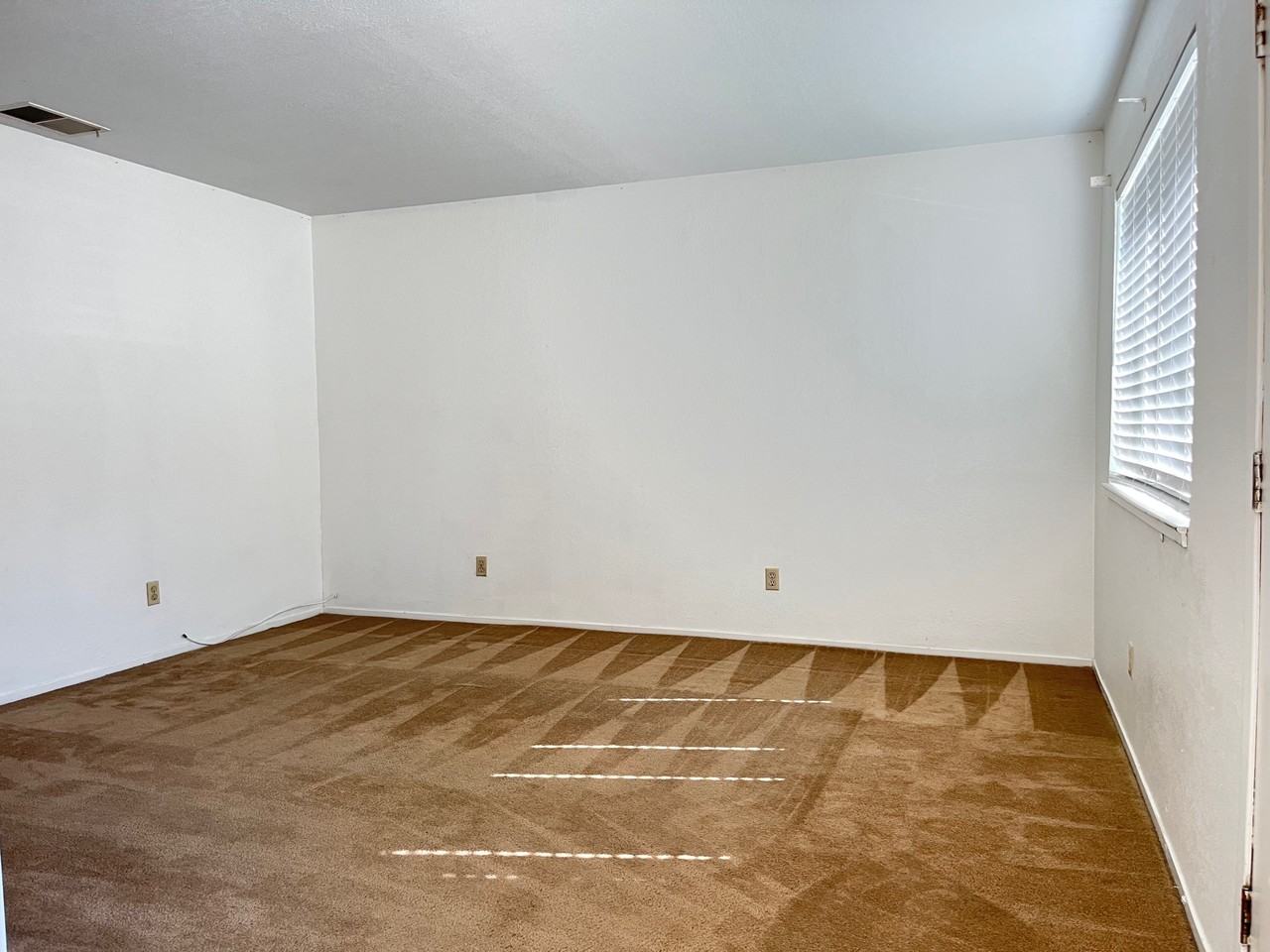 4701 V St #1 - Photo 7 of 16