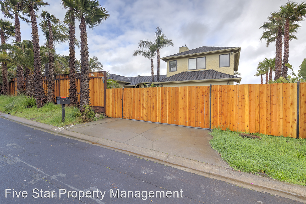 2714 All View Way - Photo 2 of 28