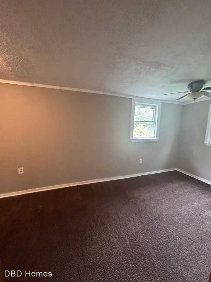 2706 Mauldin Dr - Photo 3 of 7