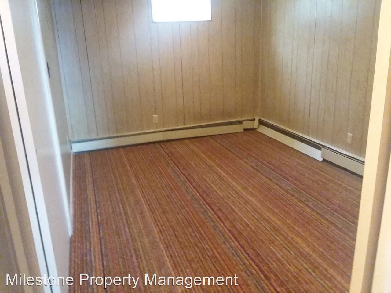 1015 1/2 N 3rd St #1015 - Photo 2 of 8