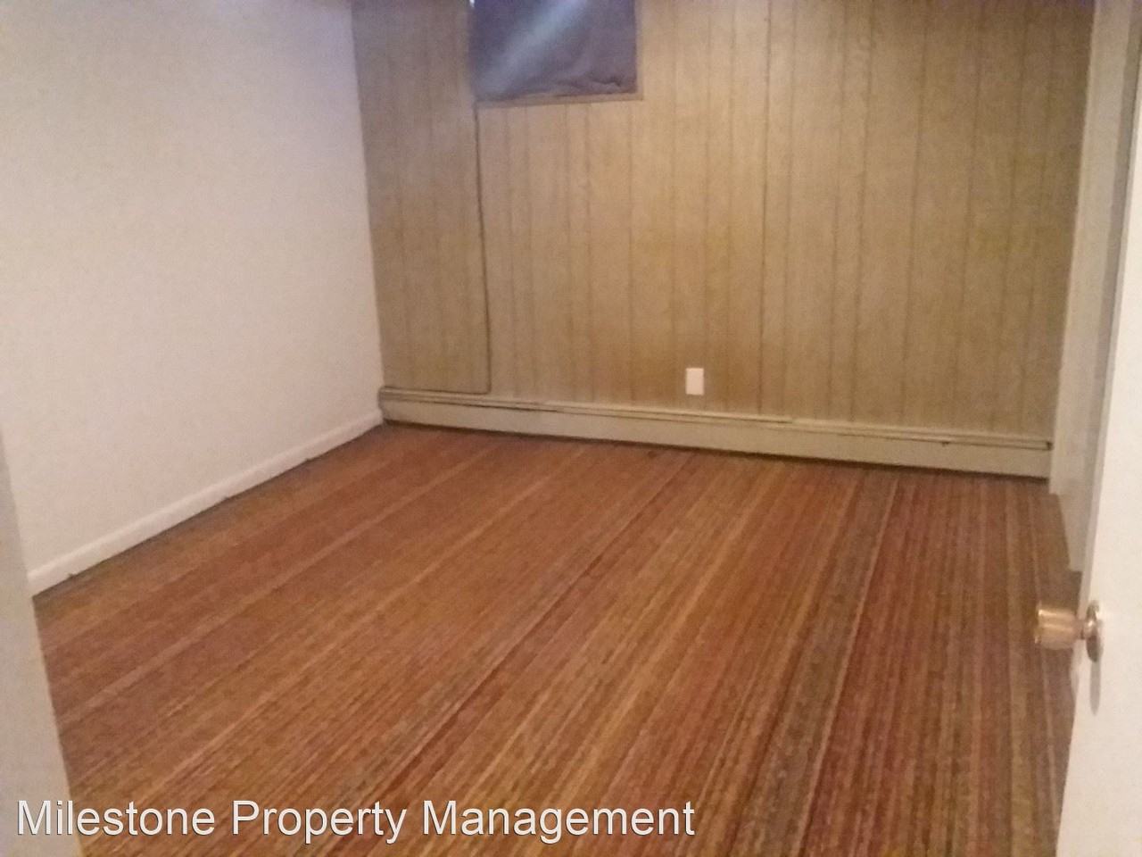 1015 1/2 N 3rd St #1015 - Photo 3 of 8