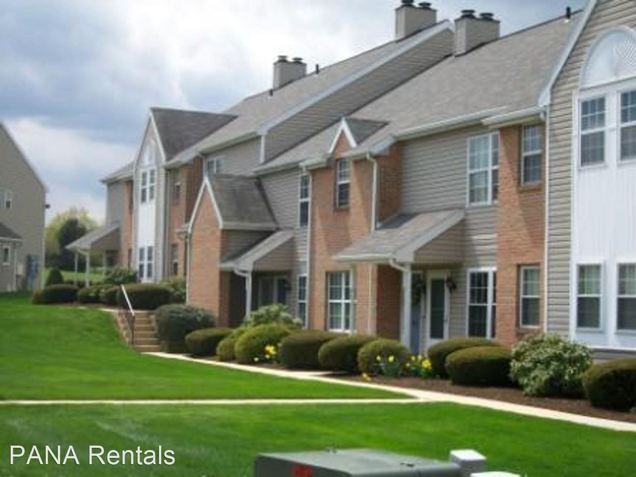 402 Peters Way - Photo 3 of 18