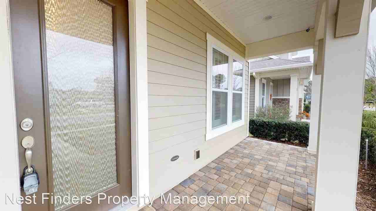 203 Southern Oak Dr - Photo 2 of 32