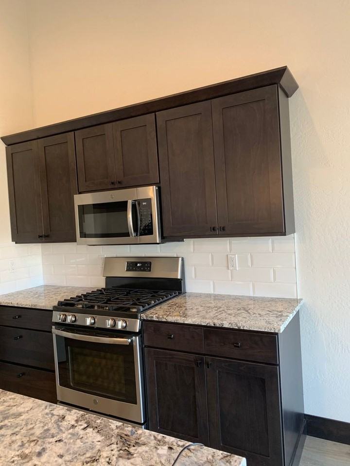 1295 W Tamarindo Ln - Photo 3 of 23