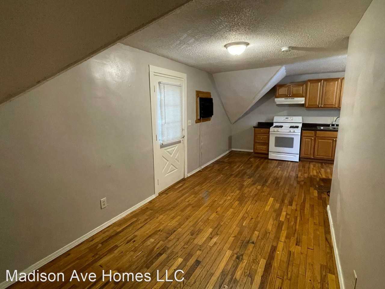 3609 E 42nd St - Photo 2 of 10