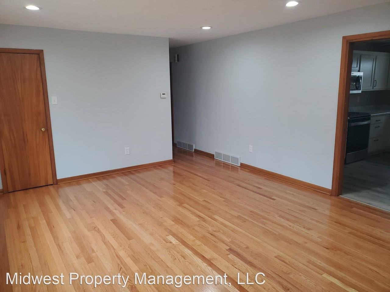 1203 Frances Dr - Photo 2 of 16