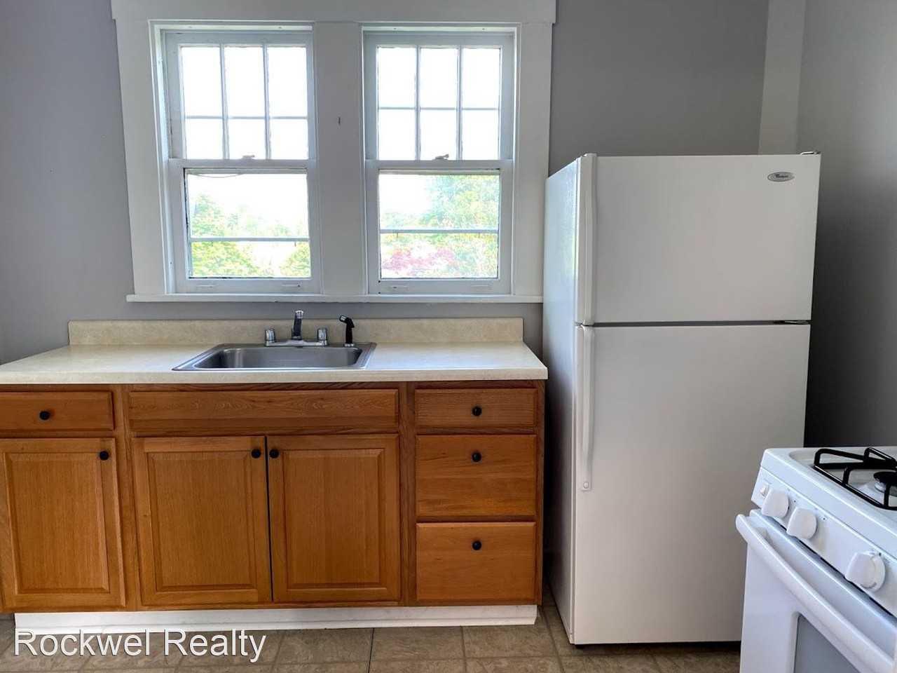 1124 Morningside Ave 2nd Fl - Photo 2 of 34