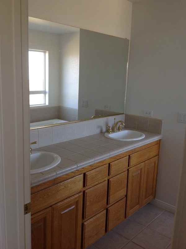 30740 Fox Ridge Ct - Photo 2 of 14