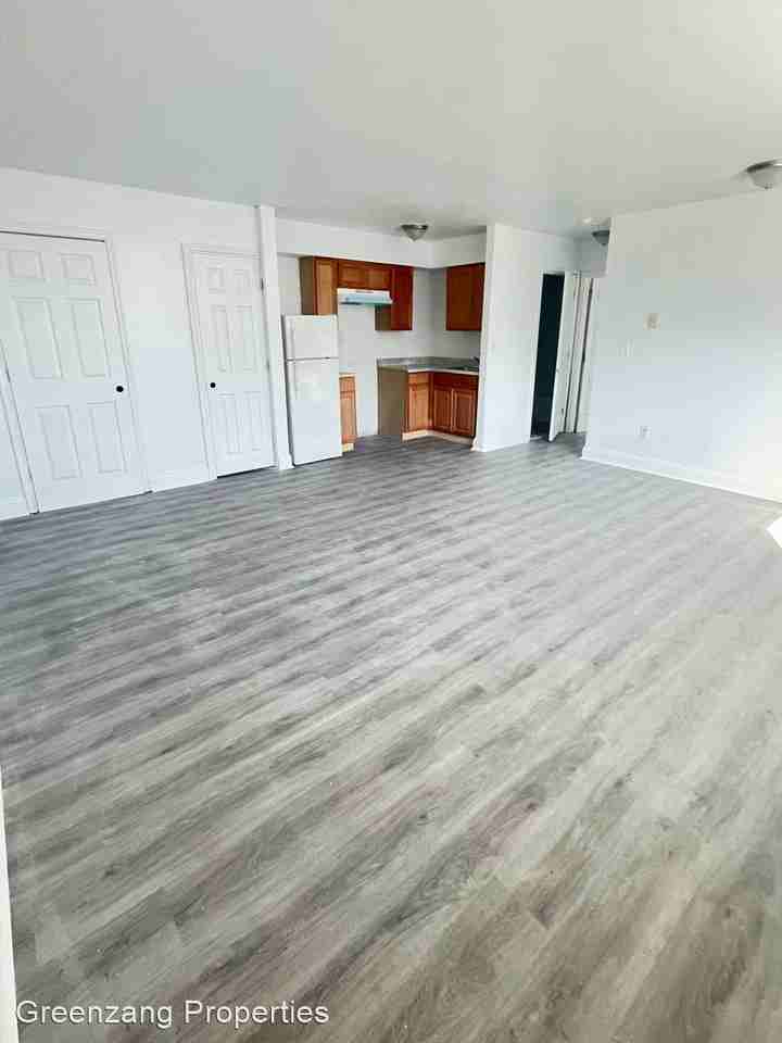 1401 Maryland Avenue - Photo 2 of 8