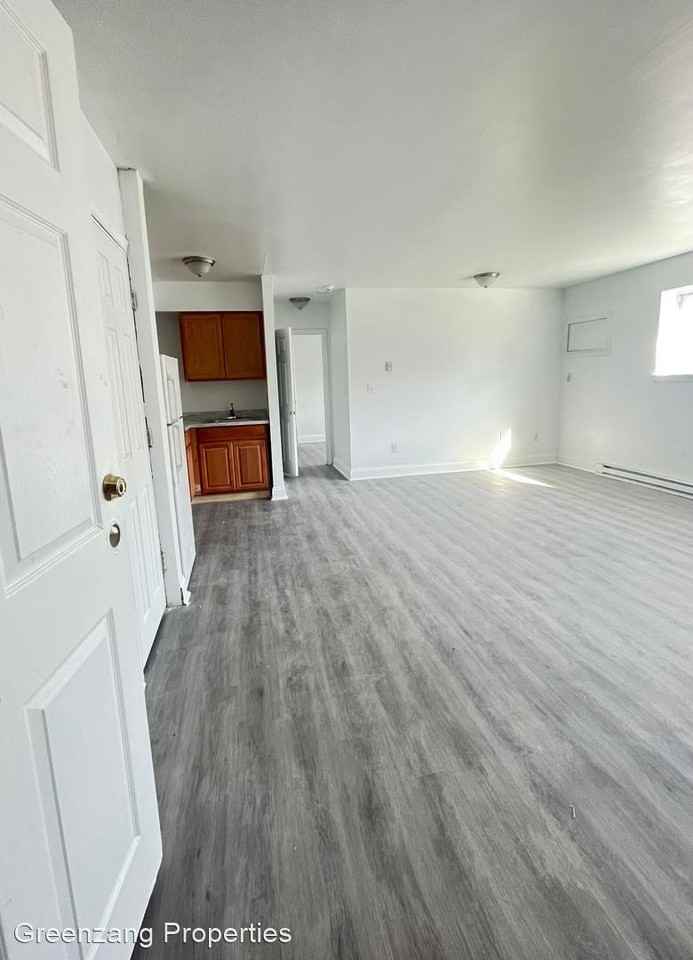 1401 Maryland Avenue - Photo 3 of 8