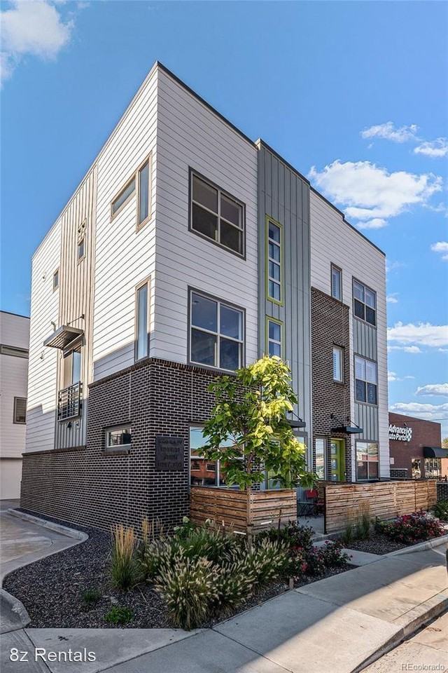 4100 E Iliff Ave #12