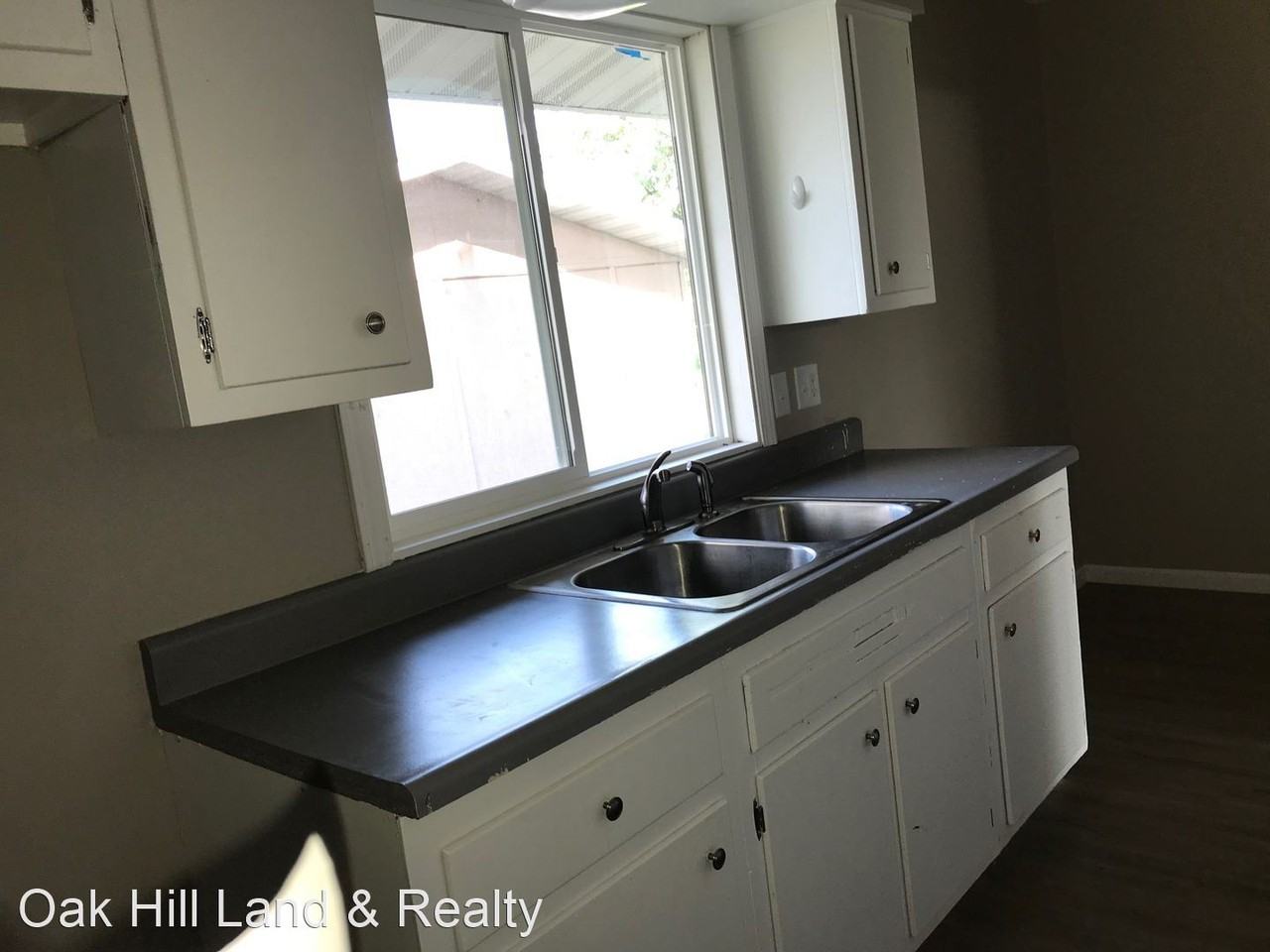 1508 Harrington Loop - Photo 2 of 10