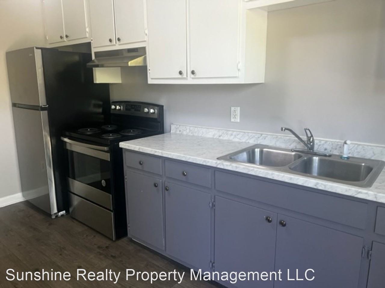 235 S. School St - Photo 2 of 12