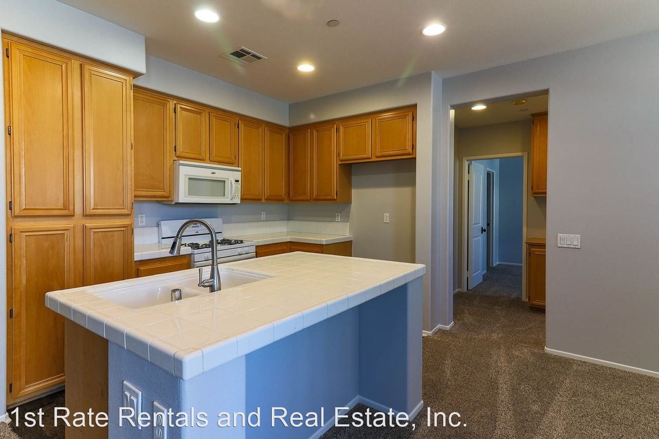 3626 W. Devonshire Ave - Photo 3 of 11