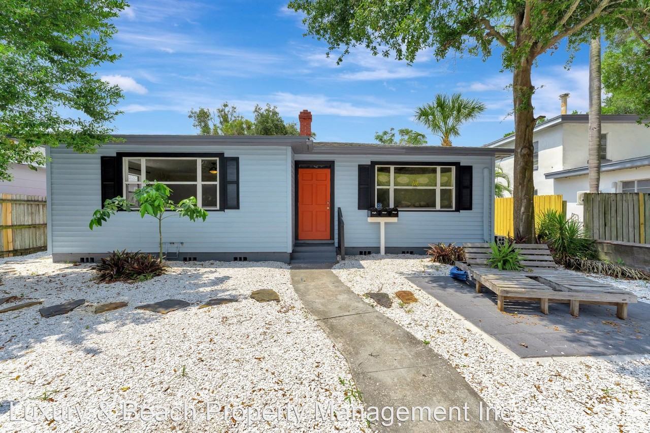 2/1 Bedrrom ,Crescent Lake, St Petersburg, FL - Photo 2 of 26