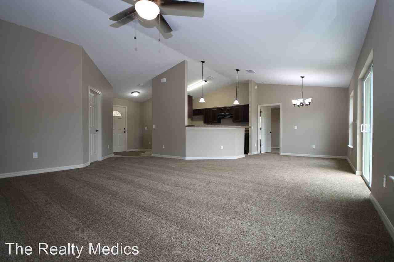 16398 Sw 48th Cir - Photo 2 of 10
