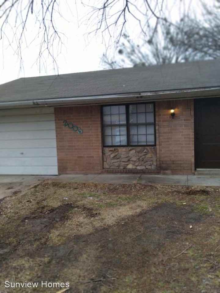 2006 Mason St - Photo 2 of 19