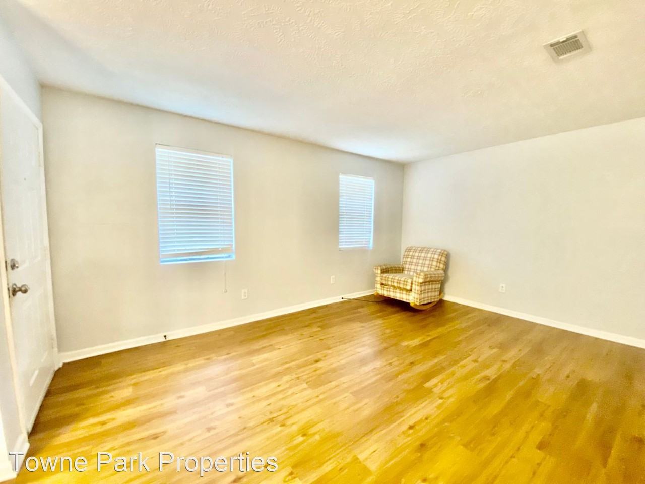3309/3311 McDonald Street - Photo 3 of 11
