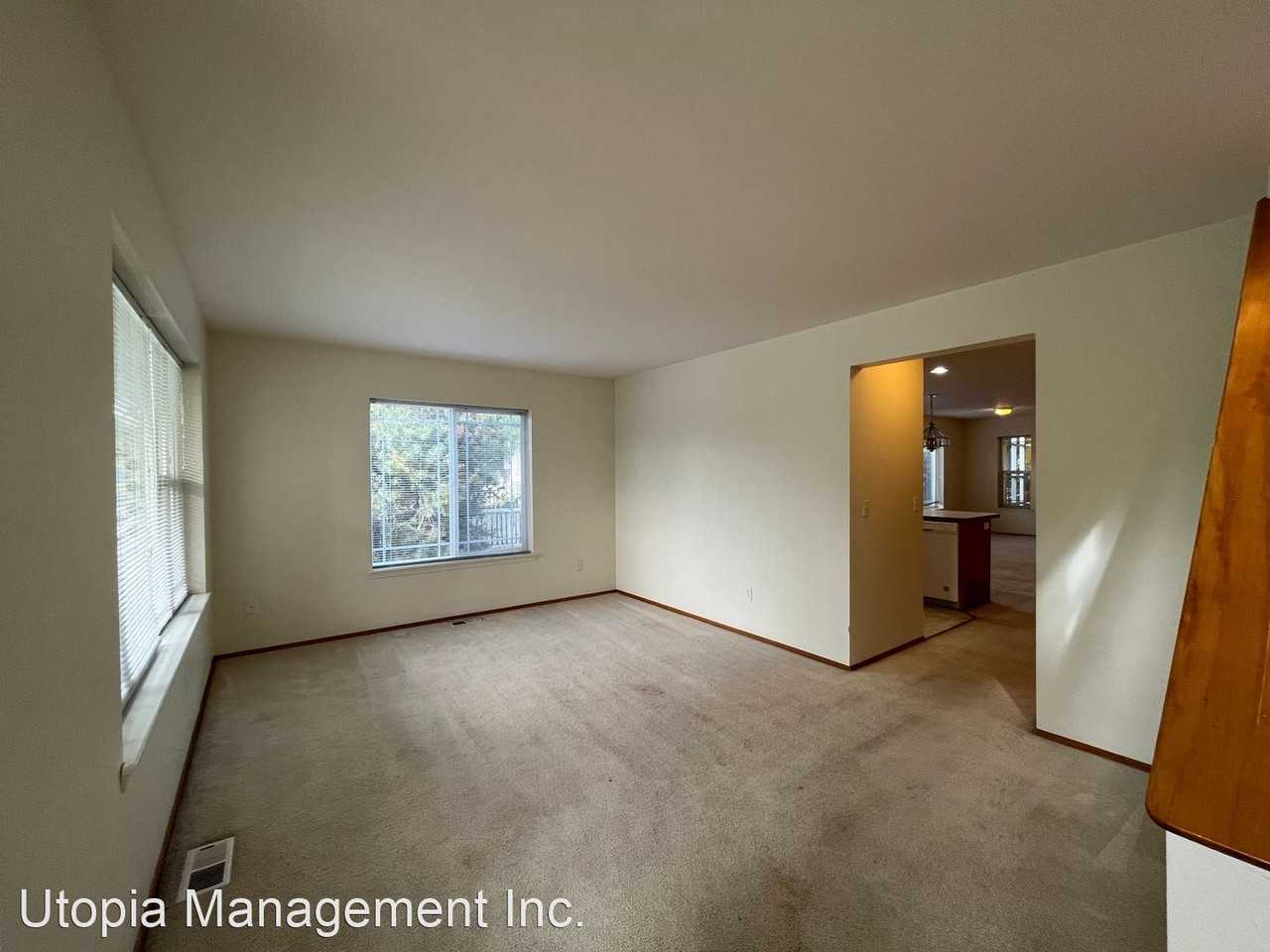 1717 Akron Ct - Photo 2 of 28