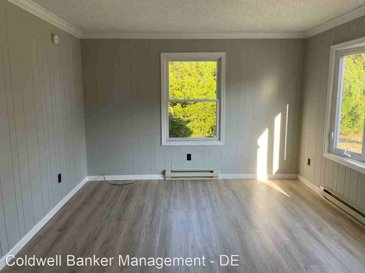 529 W 7th St - Photo 3 of 14