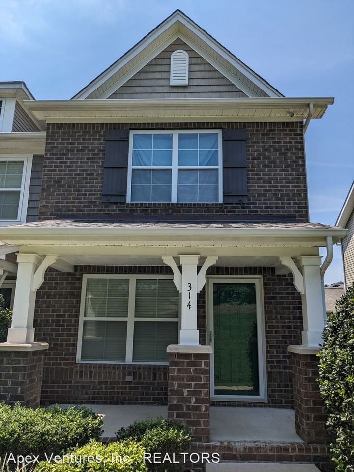 314 Mapleton Aly - Photo 2 of 27