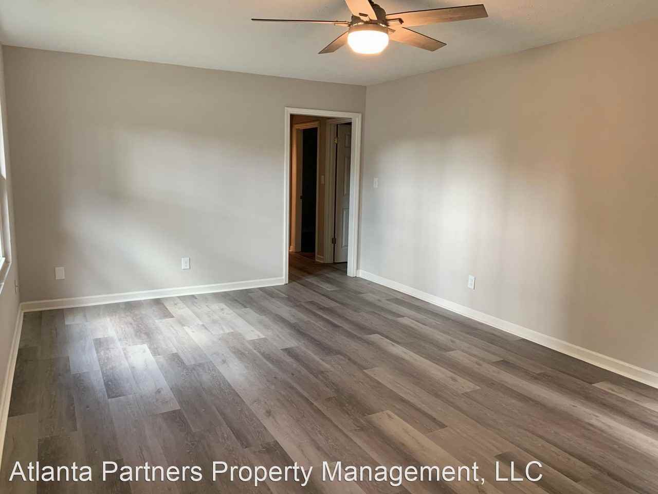 6609/6611 Selman Drive - Photo 2 of 12